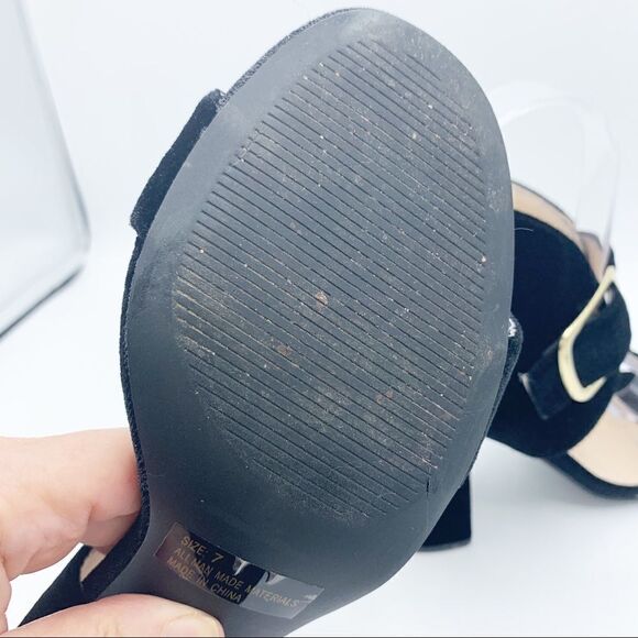 Qupid Women’s Velvet Wide Strap Chunky Heel Sandals in Black Sz 7 - Picture 7 of 15